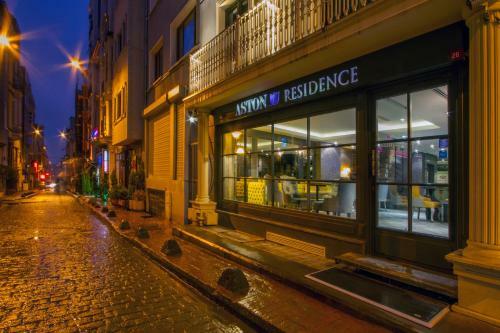 Hotel Aston Residence