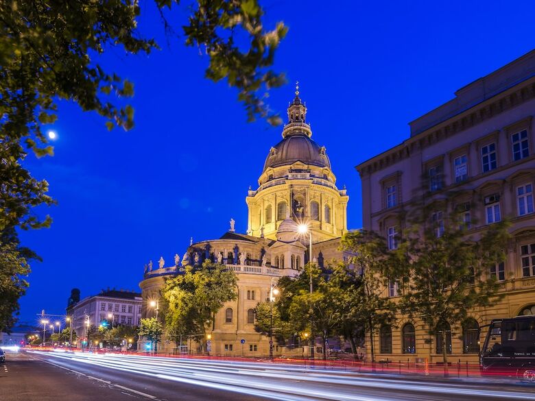 Opera Garden Hotel & Apartments