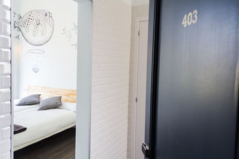 Rodam�n Barcelona Hostel
