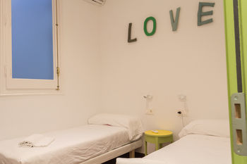 Rodam�n Barcelona Hostel
