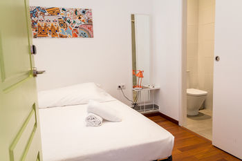 Rodam�n Barcelona Hostel