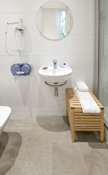 Rodam�n Barcelona Hostel