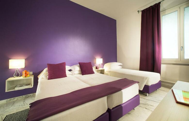 Hotel Boston