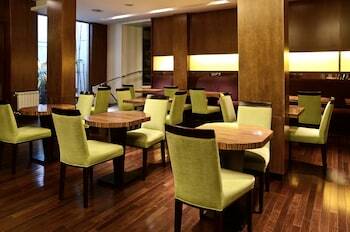 Hotel Iru�a
