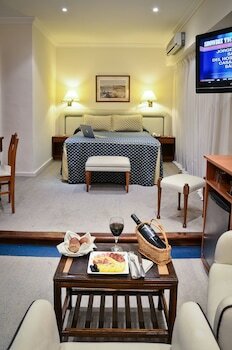 Hotel Iru�a