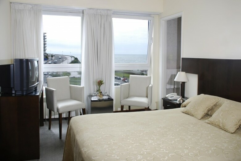 Hotel Iru�a