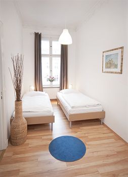 Old Town Apartments Sch�nhauser Allee