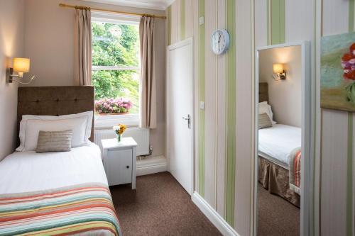 Hotel Primrose Guest House