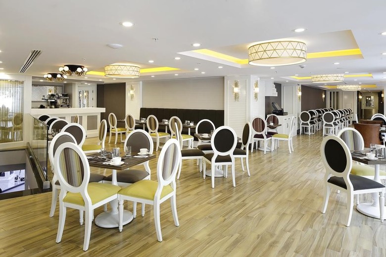 Mia Berre Hotels