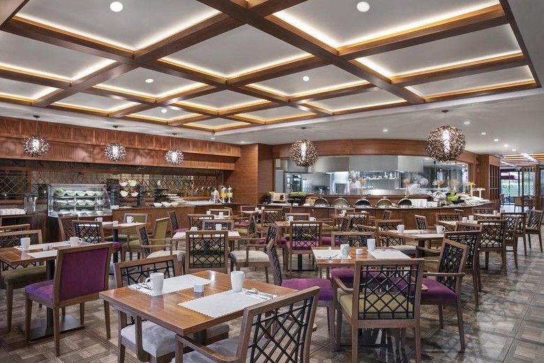 Hotel Doubletree By Hilton Istanbul Esentepe