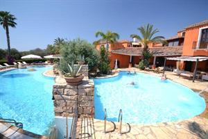 Galanias Hotel & Retreat