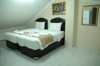 Tolga Hotel