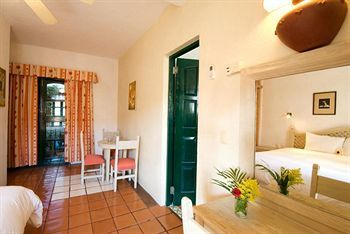 Hotel Belmar By Rolandi's