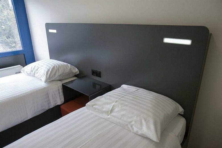 Easyhotel Rotterdam City Centr