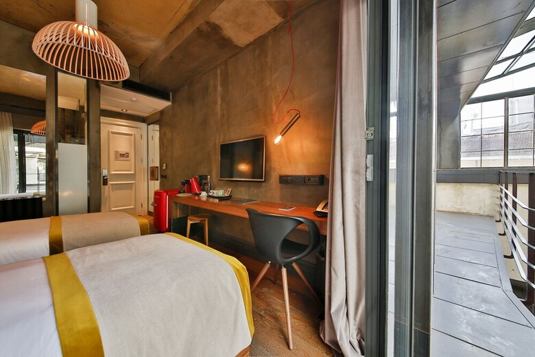 Hotel The Public