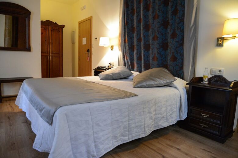 Hotel Cardenal Ram