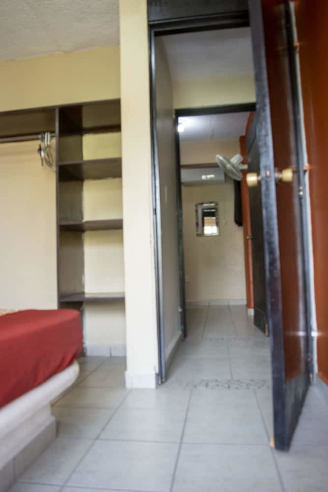 Aparthotel Isabel Suites Zihuatanejo