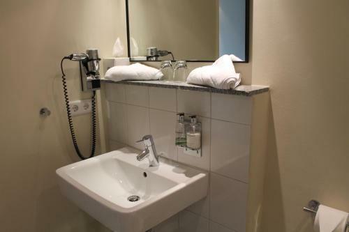 Apartamento Mondrian Suites Berlin Checkpoint Charlie