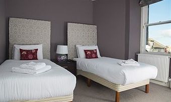 Hotel Capital Residence