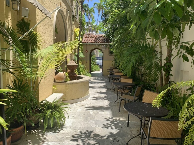 Impala Hotel