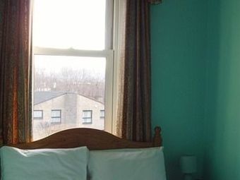 Twin Lions Hotel