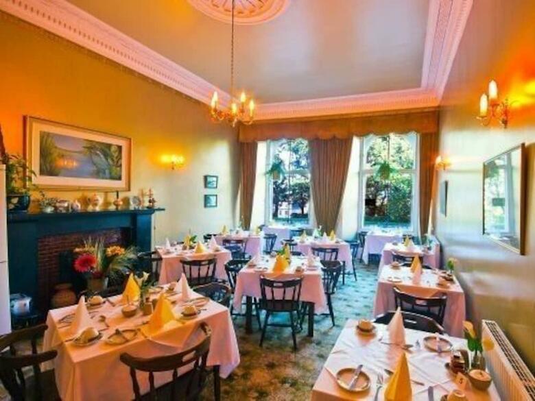 Hotel Halcyon House