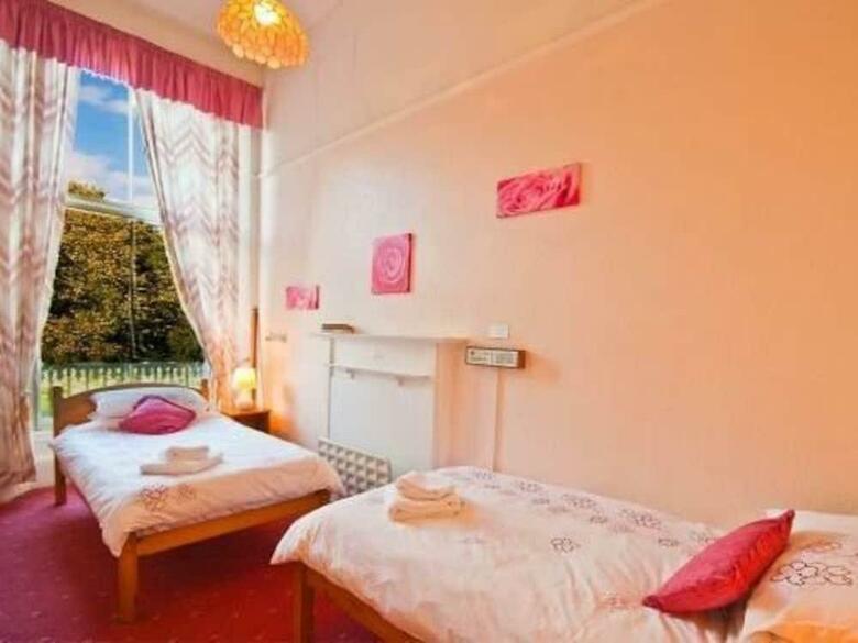 Hotel Halcyon House