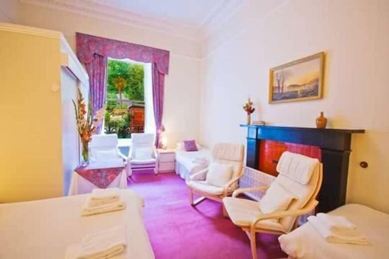 Hotel Halcyon House