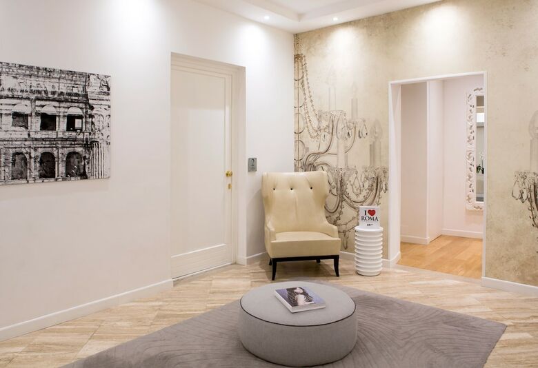 Hotel Via Del Corso Home