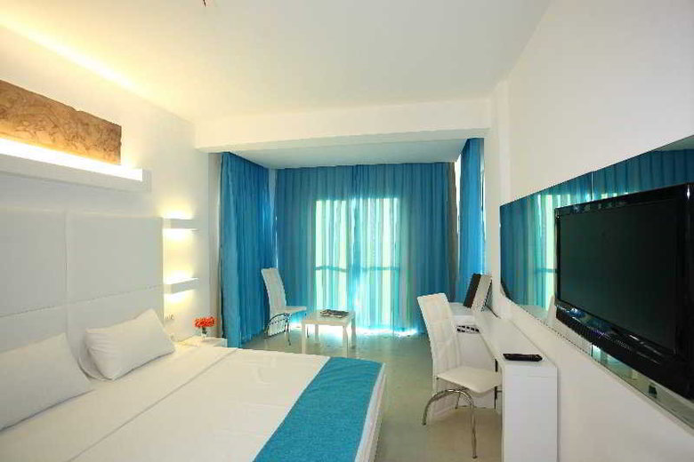 The Luvi Hotel