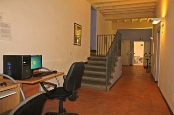 Orsa Maggiore Hostel - Caters To Women