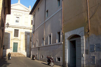 Orsa Maggiore Hostel - Caters To Women