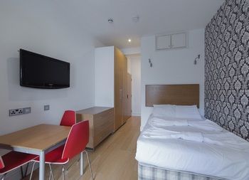Aparthotel Hyde Park Superior Apartments