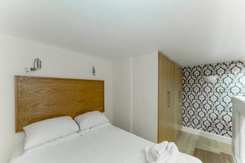 Aparthotel Hyde Park Superior Apartments