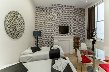 Aparthotel Hyde Park Superior Apartments