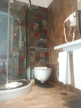 Suites Farnese Design Hotel