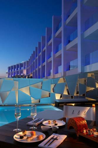 Hotel Nikki Beach Resort & Spa