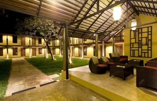 Hotel U Inchantree Kanchanaburi