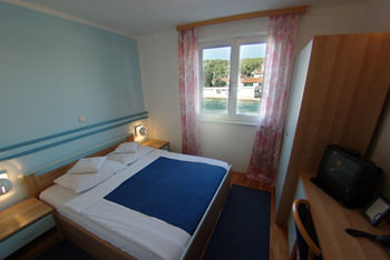 Hotel Borovnik