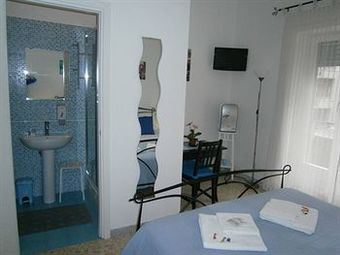 Bed & Breakfast Le Mille E UNA Roma