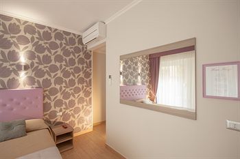 Bed & Breakfast Rome King Suite