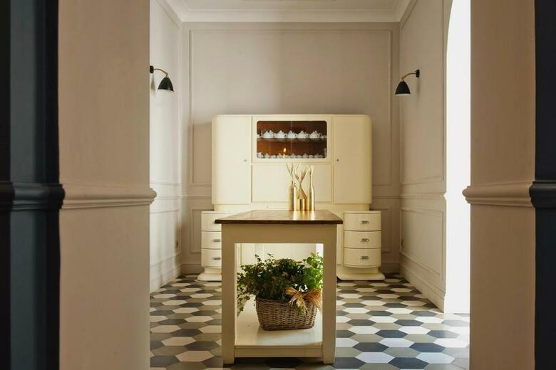 The Fifteen Keys Hotel