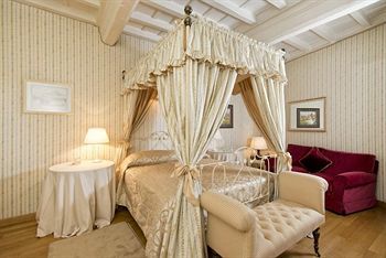 Bed & Breakfast Residenza Ruspoli Bonaparte