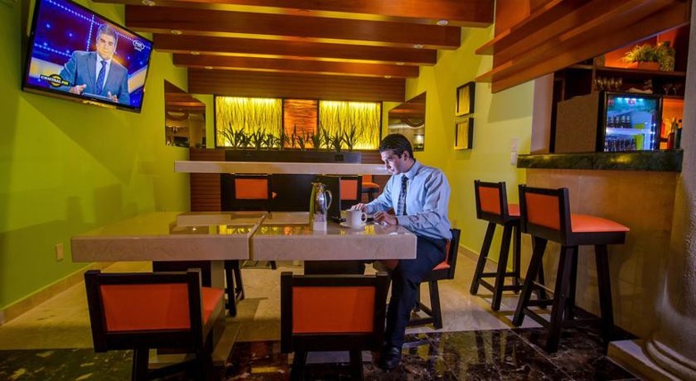 Hotel Courtyard By Marriott Cancun Airport