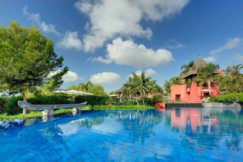 Asia Gardens Hotel & Thai Spa, A Royal Hideaway Hotel