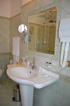 Bed & Breakfast Sleep In Rome Ludovisi