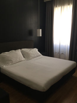 Hotel Rhome Terminal