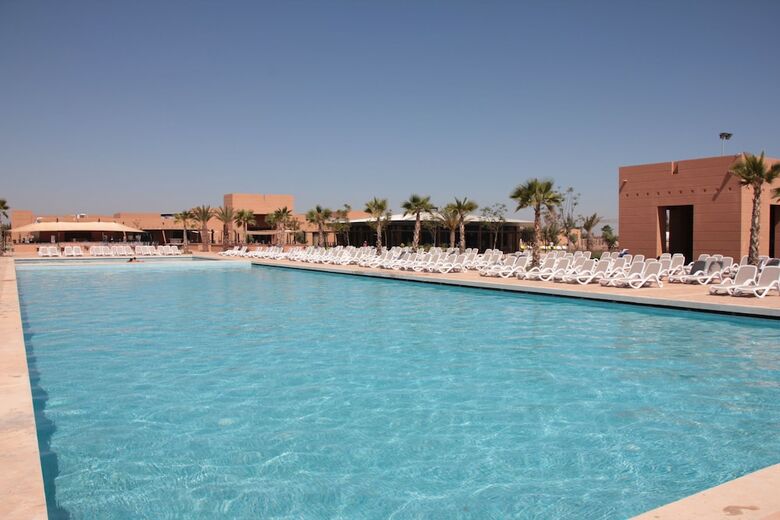 Hotel Aqua Mirage Club