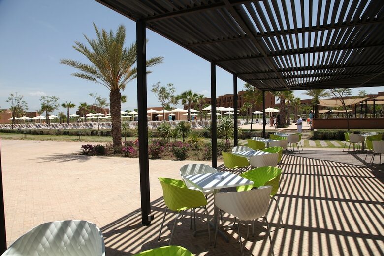 Hotel Aqua Mirage Club