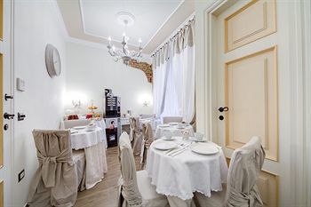 Sweetly Home Roma Luxury B&B